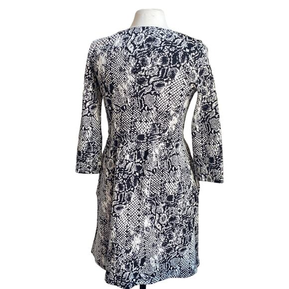 ANTHROPOLOGIE Wrap Dress Womens Sz Large Black Snake Print Knit HD In Paris - Picture 6 of 8